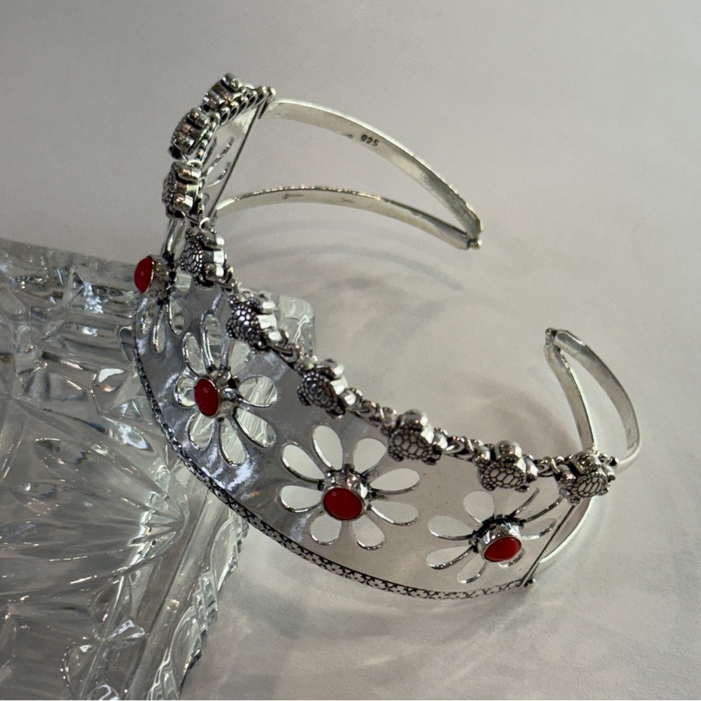 🆕 Artesian Beauty Sterling Silver Daisy Cuff Bracelet with Red Coral Accents 🆕